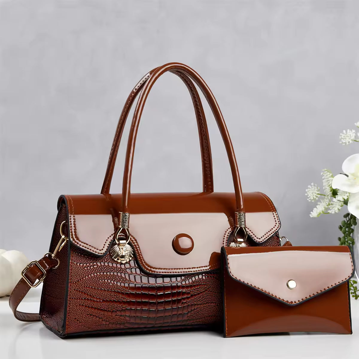 Jacē Luxury Crimson Gloss Tote