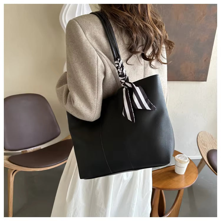 Jacē Luxury Bistro Everyday Tote
